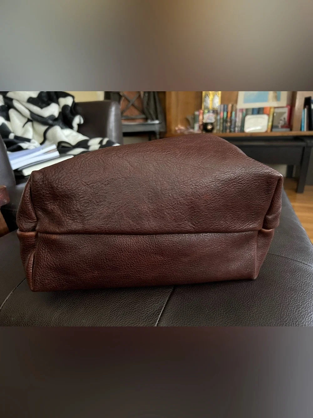 Portland Leather Montana Tote in Cold Brew - Picture 6 of 10